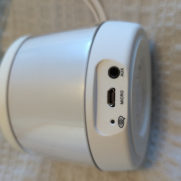 Jam touch wireless speaker - Picture 4 of 4